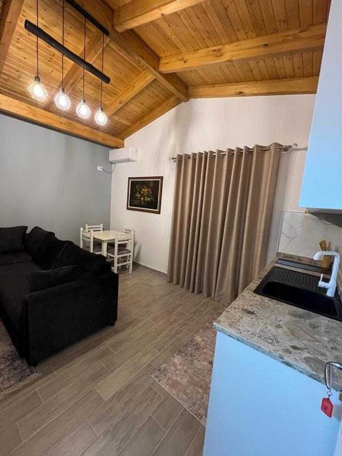 Trip-Stop Apartments Vlore Ngoại thất bức ảnh