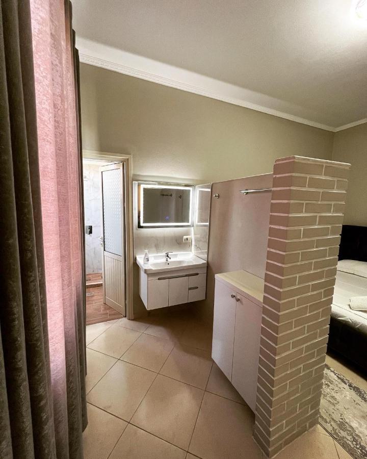 Trip-Stop Apartments Vlore Ngoại thất bức ảnh