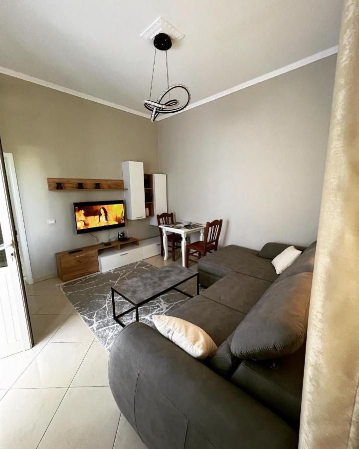 Trip-Stop Apartments Vlore Ngoại thất bức ảnh