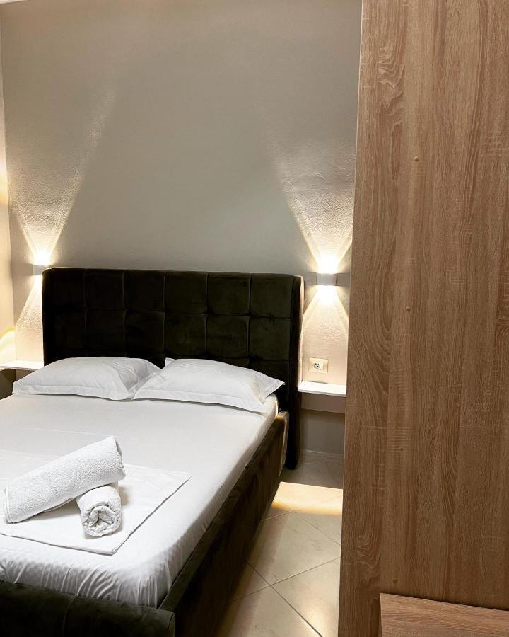 Trip-Stop Apartments Vlore Ngoại thất bức ảnh