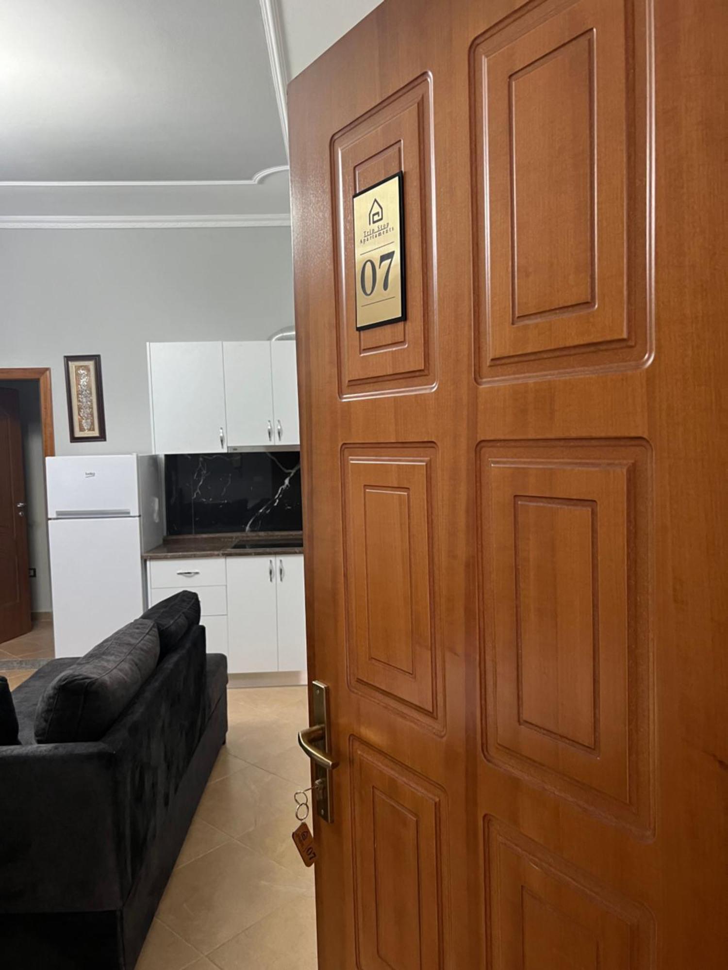 Trip-Stop Apartments Vlore Ngoại thất bức ảnh