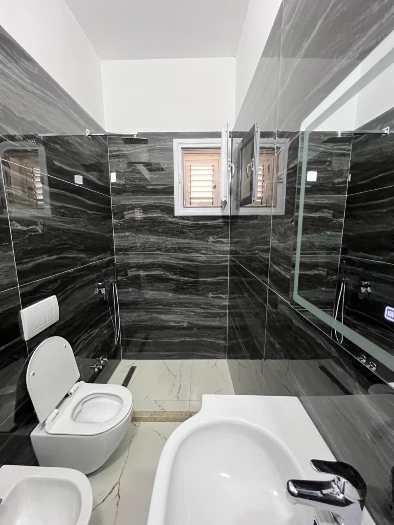 Trip-Stop Apartments Vlore Ngoại thất bức ảnh