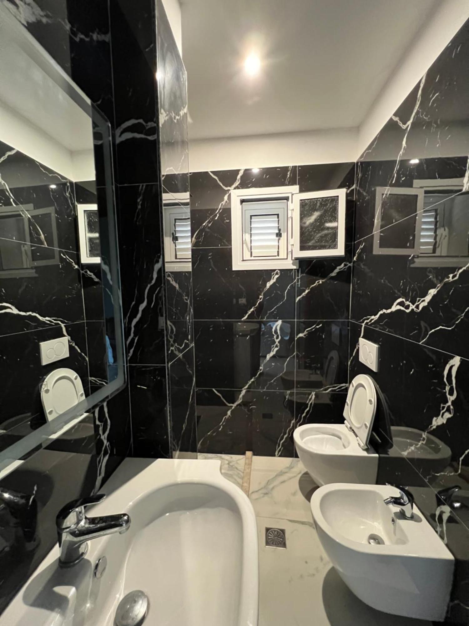 Trip-Stop Apartments Vlore Ngoại thất bức ảnh